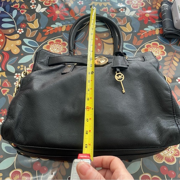 Michael Kors Bag Large leather Hamilton black gold - Picture 4 of 16